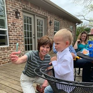 Meet your Posher, Connie